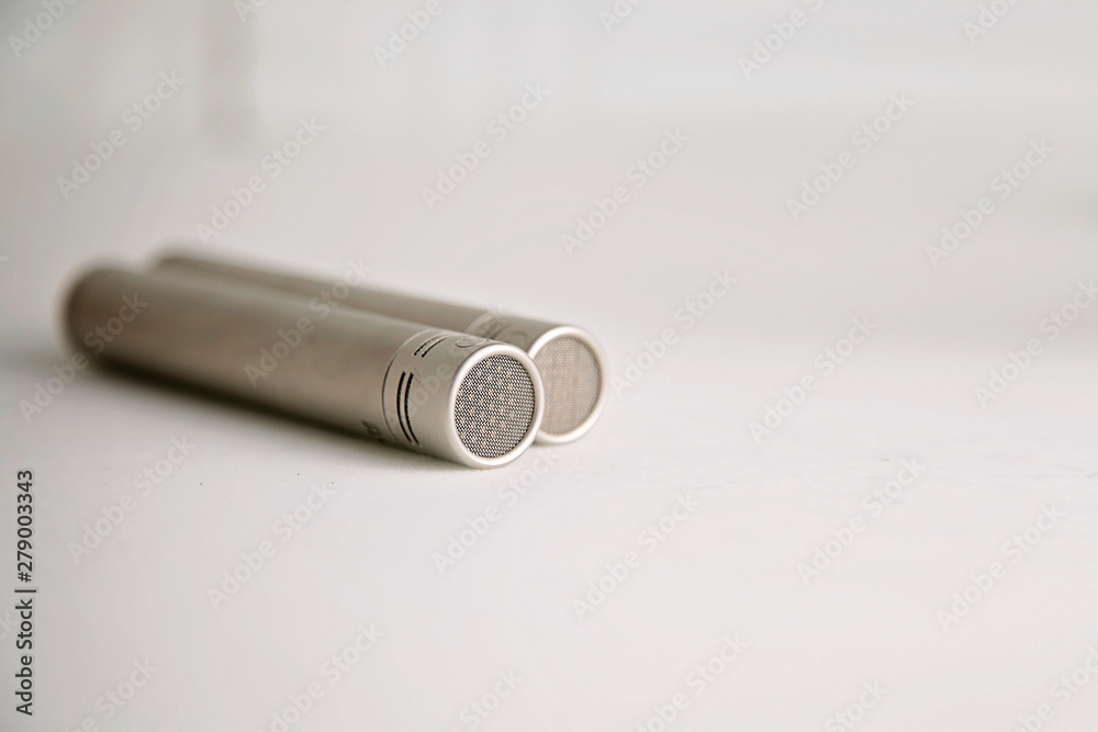 Small Diaphragm Condenser Microphone Small Diaphragm Condenser Microphone