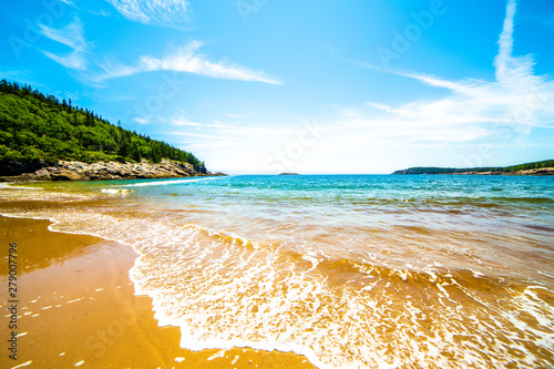 Cuadro en lienzo Waves on Sand Beach, Acadia National Park, Maine, USA
