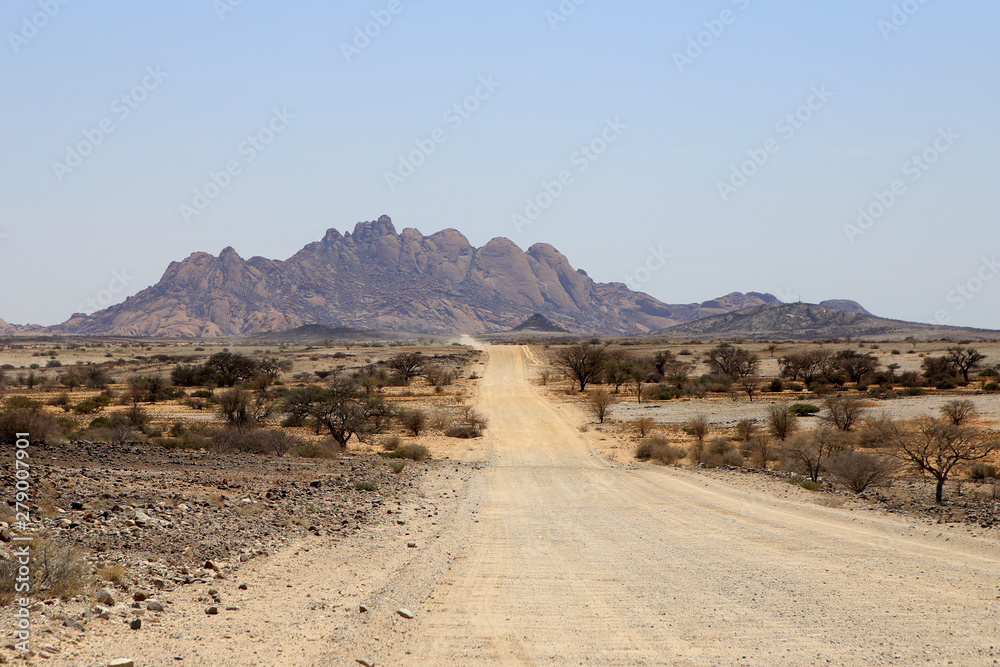 Namibia Spitzkoppe road