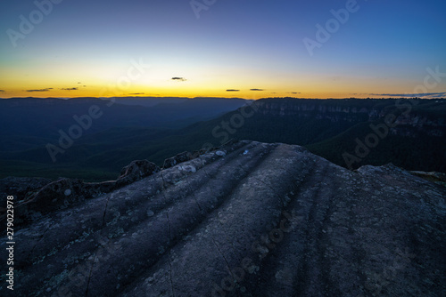 afterglow at lincolns rock, blue mountains, australia 1