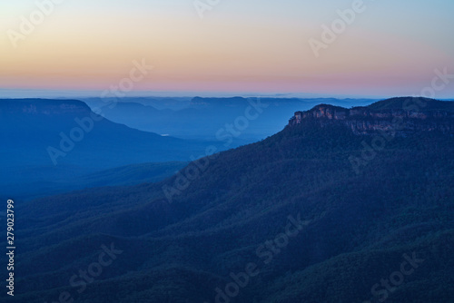 sunrise at sublime point, blue mountains, australia 15