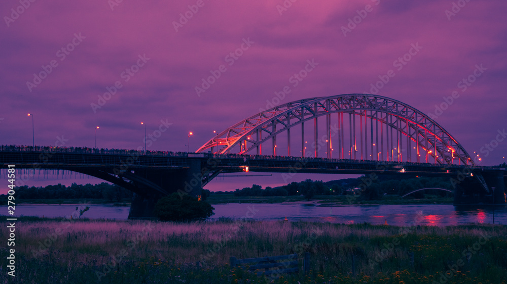 Fototapeta premium The Waalbridge Nijmegen during Night