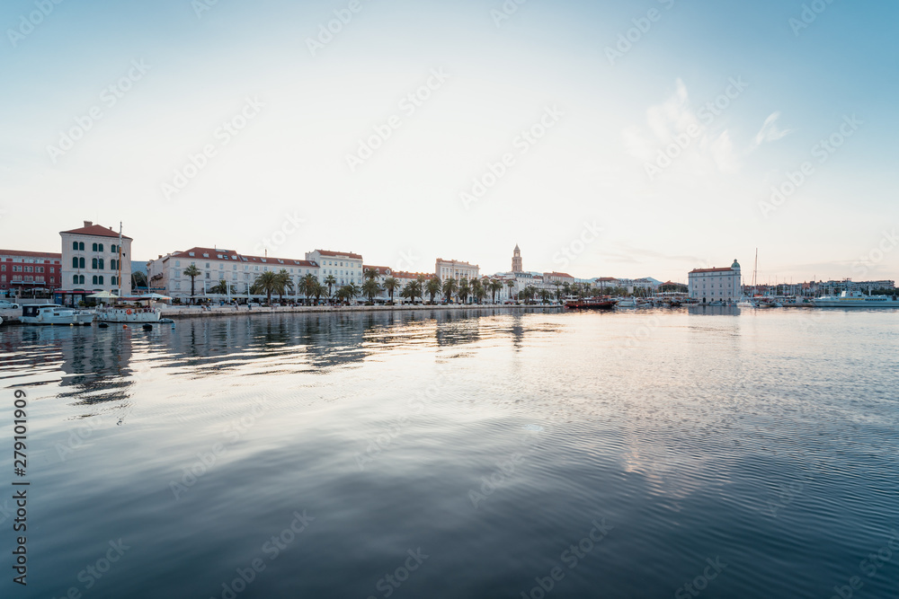 Fototapeta premium Split city landscape at sunrise, Croatia