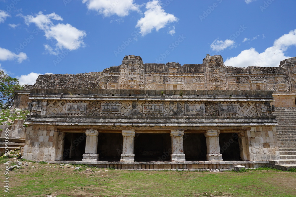 Uxmal - Maya Stätte in Mexiko