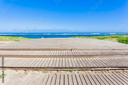 walkway to the beach, Saint-Pierre, Réunion 