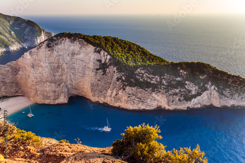  Navajo Bay (Navagio Beach)