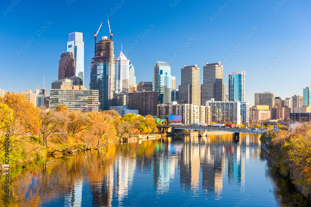 Obraz premium Filadelfia, Pensylwania, USA River Skyline
