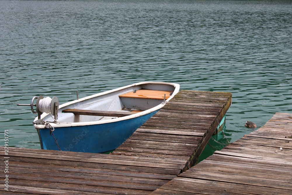 Boot am Steg Boot am Steg