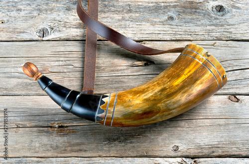 Obraz na płótnie Gunpowder Horn.