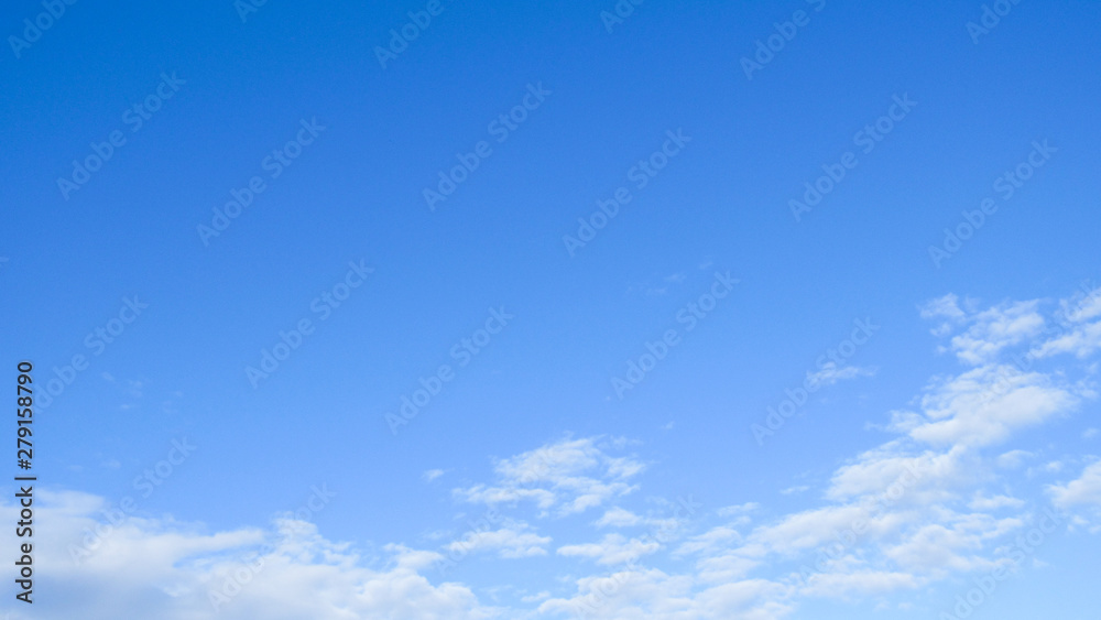 Fototapeta premium blue sky and white clouds. clouds against blue sky background