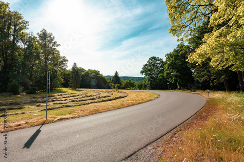 Kurve auf einem Feld