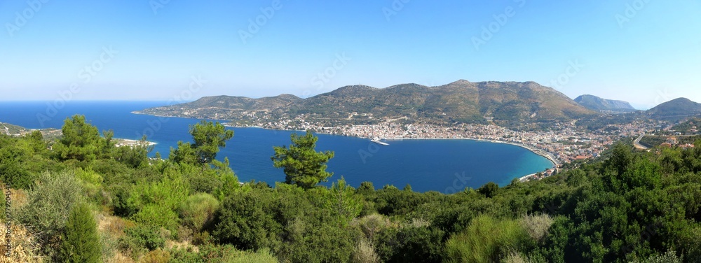 Naklejka premium View on the capital of Samos island