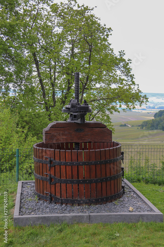 Champagne-Ardennes - Pressoir à vis vertical © Marytog
