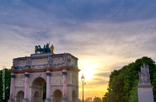 The Arc de Triomphe du Carrousel located in Paris  France.
