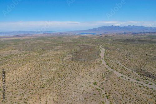 Fotografija Aerial view of desert next the Lake Mead in Mohave County, Arizona, United States