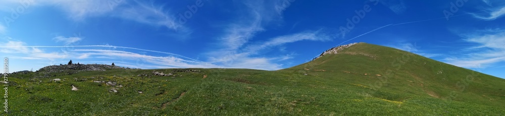 panorama montagnard - alpage du charmant som en chartreuse