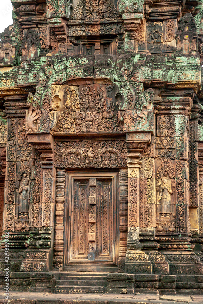 Details of the ruined temples of Angkor Wat complex, Siem Reap, Cambodia