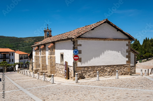 Candelario old town
