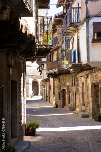 Fototapeta Naklejka Na Ścianę i Meble -  Spanish medieval old town