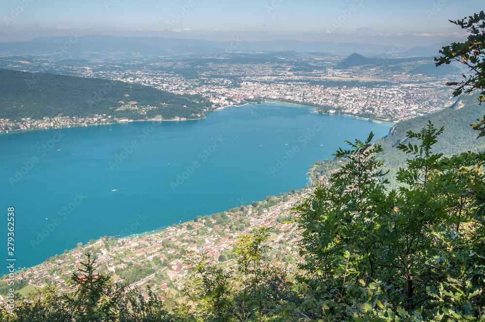 Panorama du lac d'Annecy