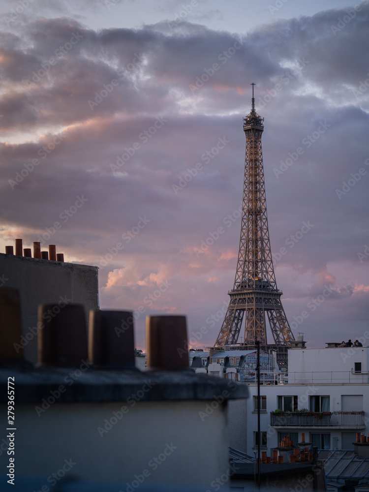 Parais tour Eiffel depuis les toits.
