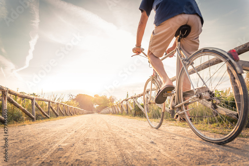 Andare in bicicletta photo