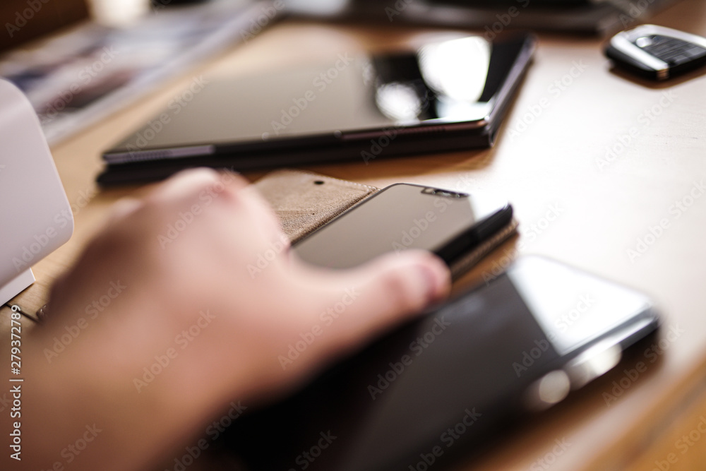OFFICE BUSINESS WORKSPACE - Tablet & Smartphone OFFICE BUSINESS WORKSPACE - Tablet & Smartphone
