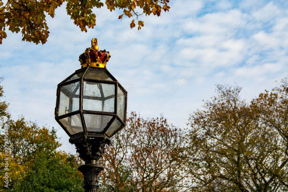 Edinburgh lantern with crown with blue sky in the background