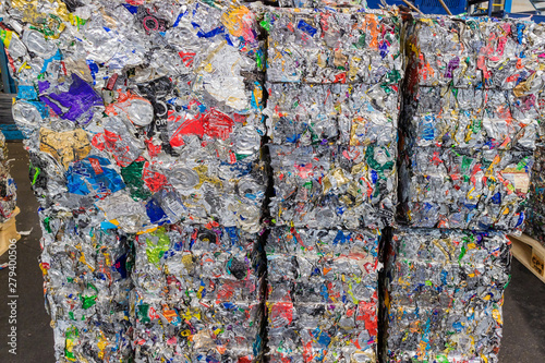 Aluminium cans recycling centers and raw material