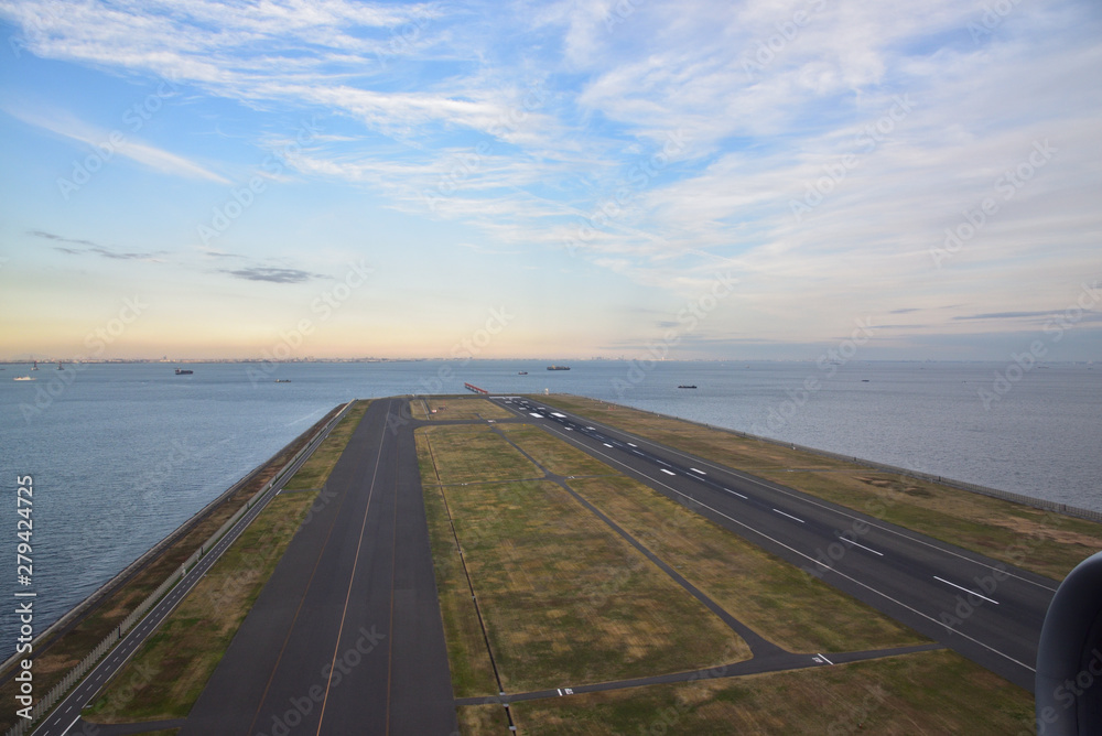 Haneda airport, new line under construction