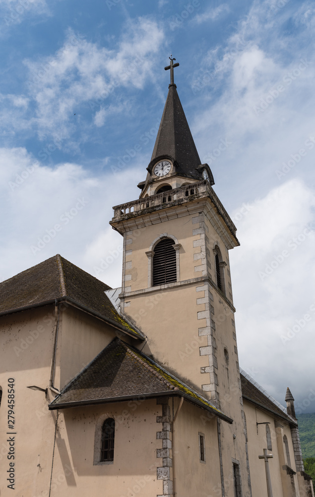Clocher de l'église de Seyssel en haute savoie