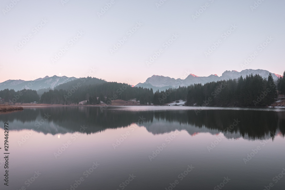 Fototapeta premium Geroldsee Sunset Bavaria