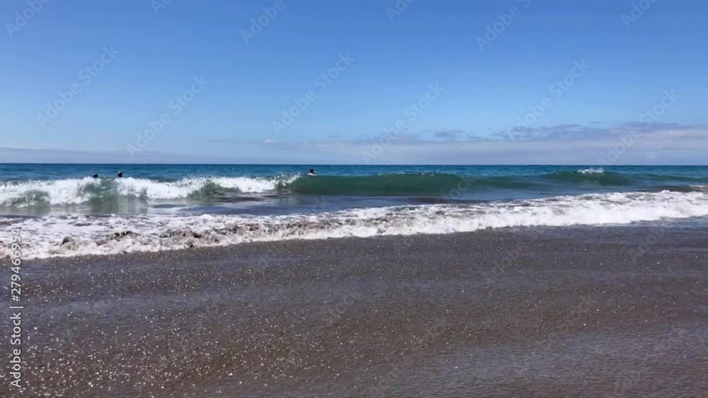 Several environments in one place: beach, vegetation, water and desert. Maspalomas, Gran Canaria, has it all. Several environments in one place: beach, vegetation, water and desert. Maspalomas, Gran Canaria, has it all.