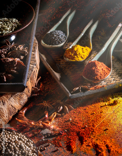 gewürze spices ground and whole