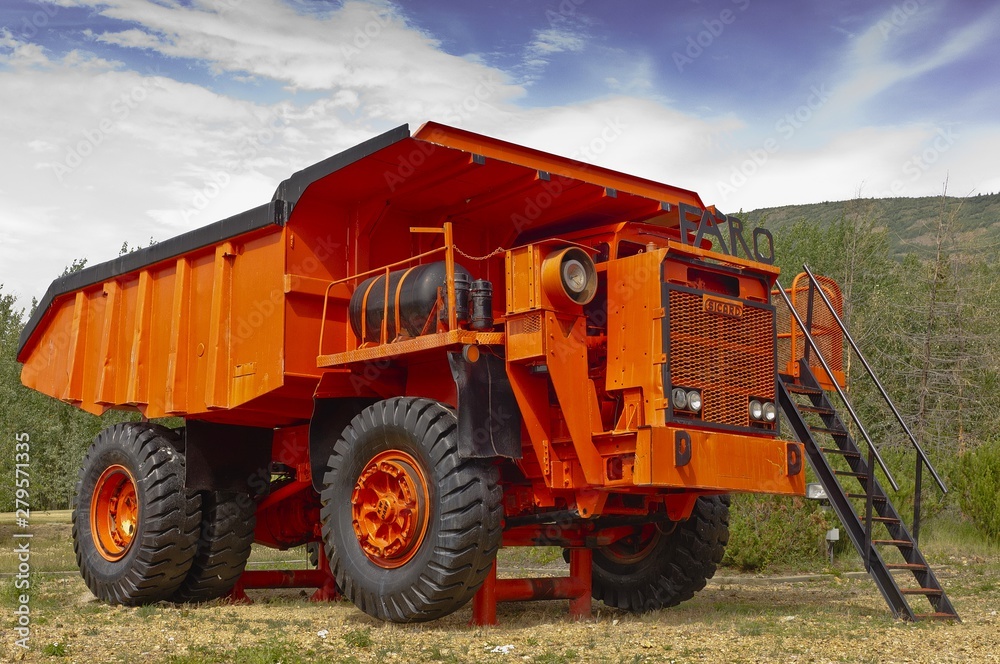 Large mine ore haul truck Large mine ore haul truck