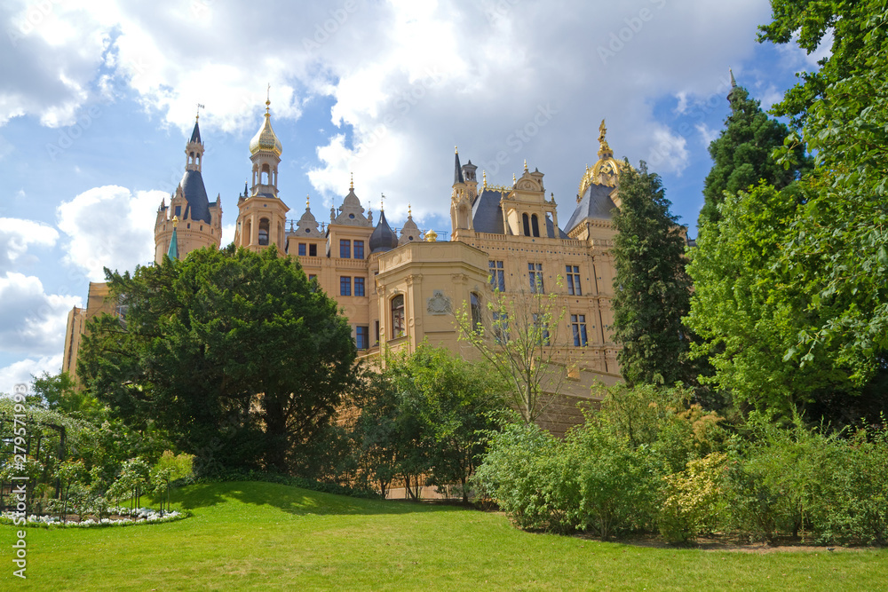 Obraz premium Burggarten von Schloss Schwerin, Mecklenburg-Vorpommern