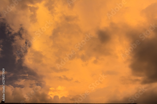 Yellow Sky Due to  Rayleigh Scattering:  Bright yellow sky after a storm in Montgomery, Alabama due to Rayleigh Scattering.