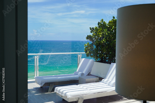 Photos Beachfront Condo