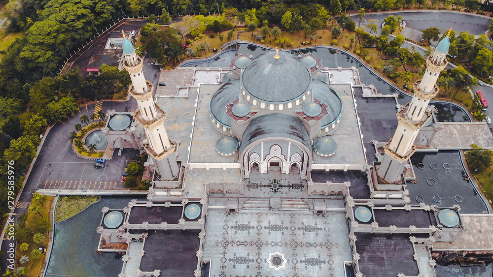 Aerial view of the Federal Territory Mosque, also known as Masjid Wilayah  Persekutuan, during daytime taken in Kuala Lumpur, Malaysia Stock Photo |  Adobe Stock