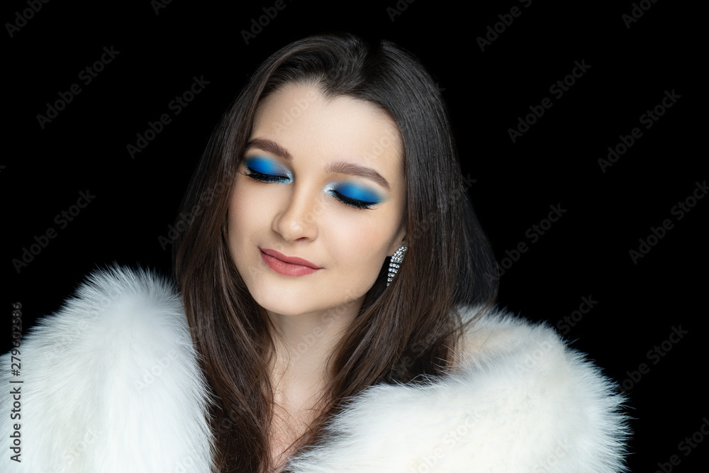 make up glossy blue eyeshadows closed eyes make up glossy blue eyeshadows closed eyes