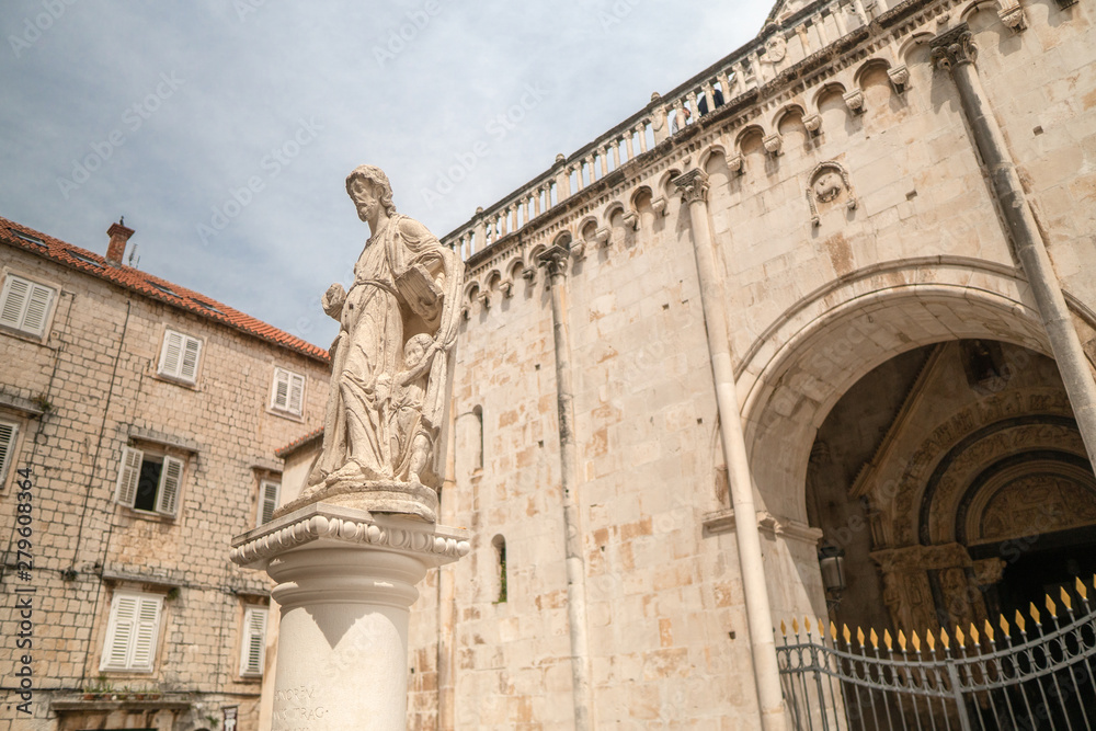 Monument or statue at Saint Lovre church square in Trogir, Croatia