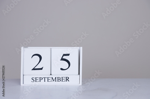 September Date Cube White Backgroun