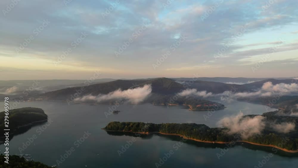 Solina- Jezioro- Podkarpacie - widok z lotu ptaka Solina- Jezioro- Podkarpacie - widok z lotu ptaka