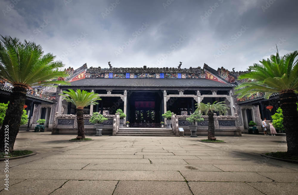 Obraz premium Chen Temple is the traditional building in Guangzhou, China.