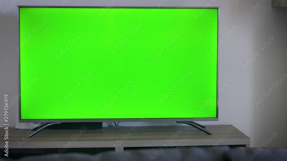Slider Smooth Movement to Screen Tv With Green Screen Slider Smooth Movement to Screen Tv With Green Screen