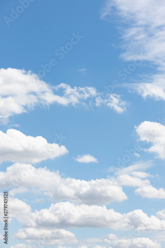 青空と雲 © UTS