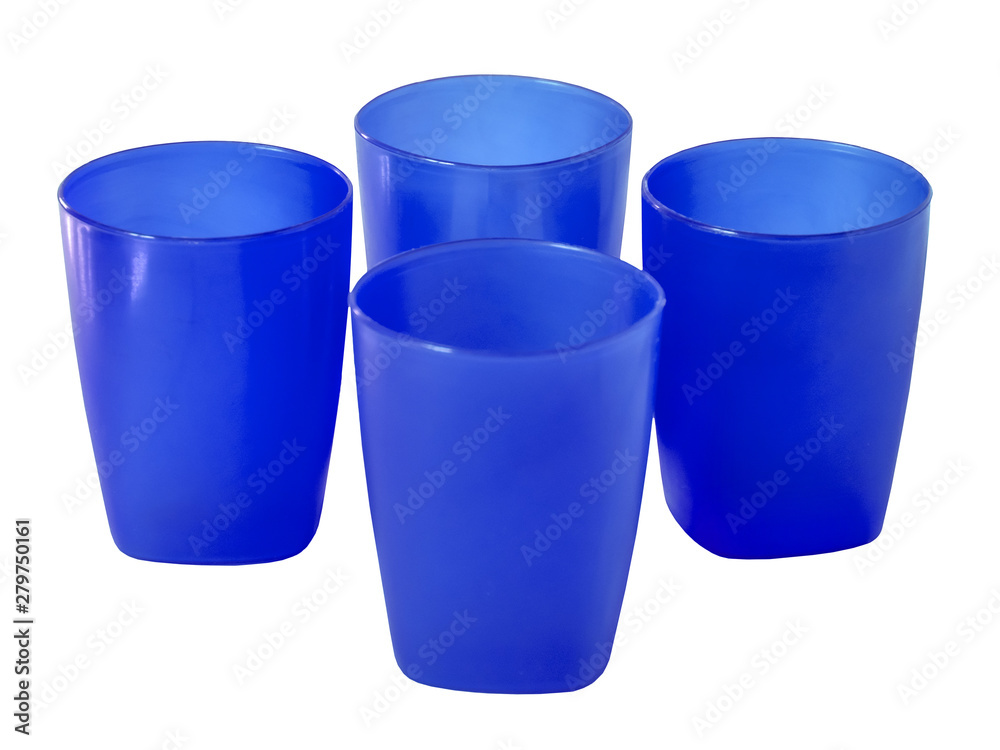 ..Disposable plastic picnic utensils. Bright set of dishes. Cutlery. ..Disposable plastic picnic utensils. Bright set of dishes. Cutlery.