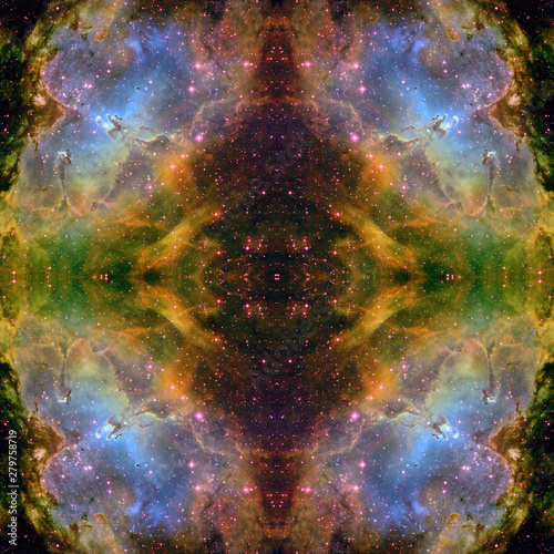 Universe simmetric backgrou...
