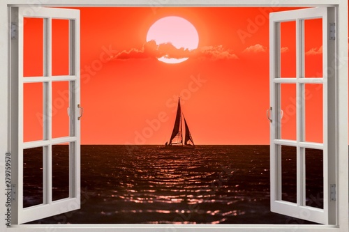 segelboot am horizont