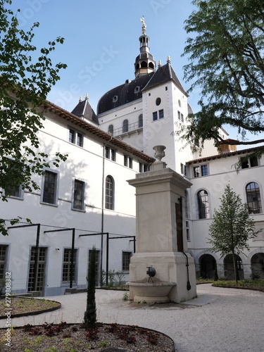 Grand Hôtel-Dieu, bâtiment, Lyon, France
